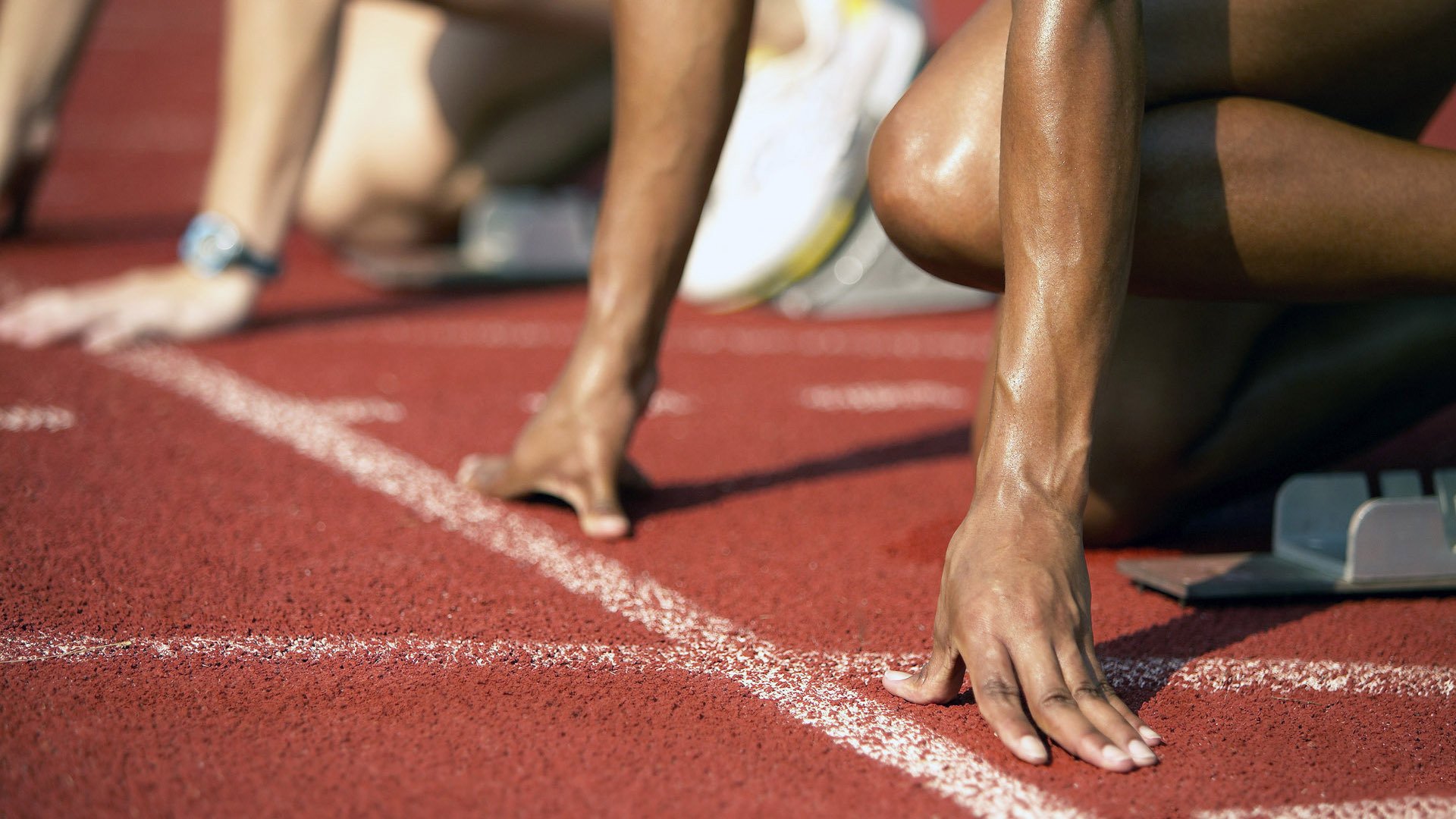 国足队长谈团队精神建设，中国足球队精神